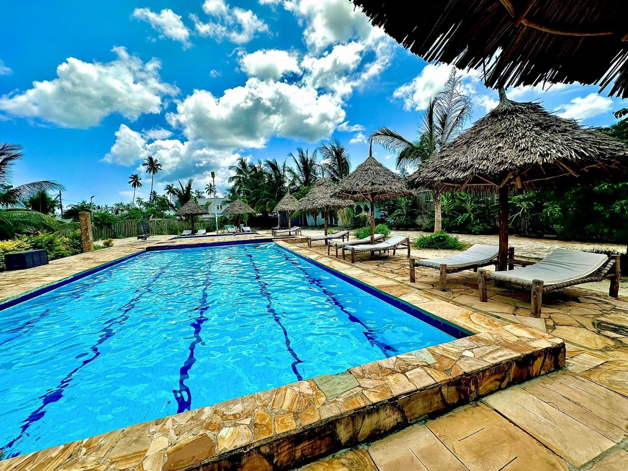 פוואני מצ'אנגני Mambo Ocean Resort מראה חיצוני תמונה