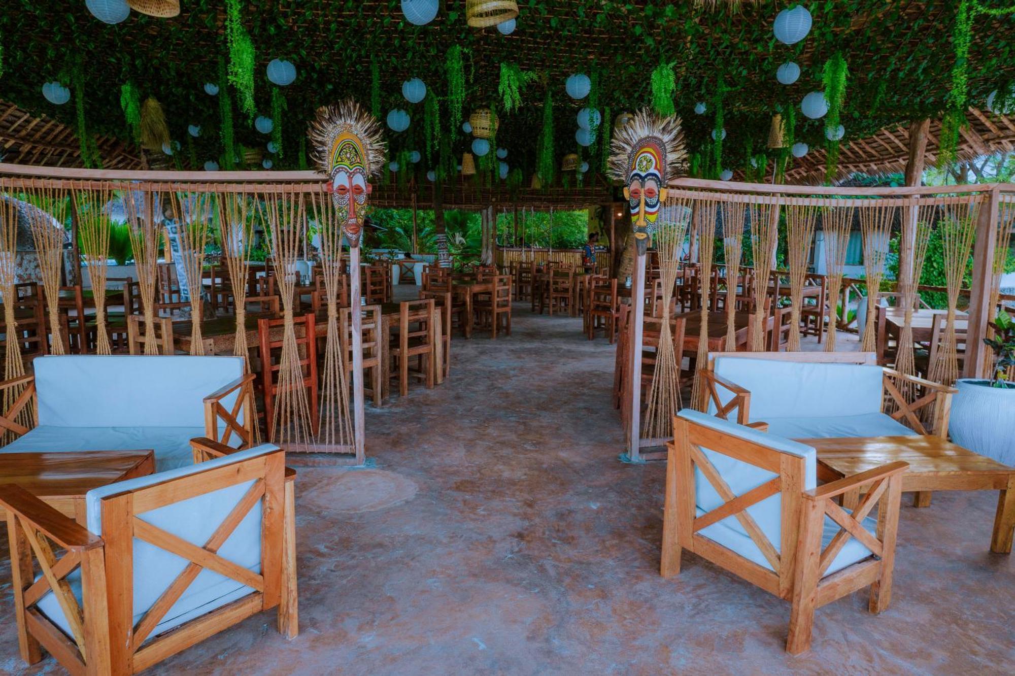 פוואני מצ'אנגני Mambo Ocean Resort מראה חיצוני תמונה