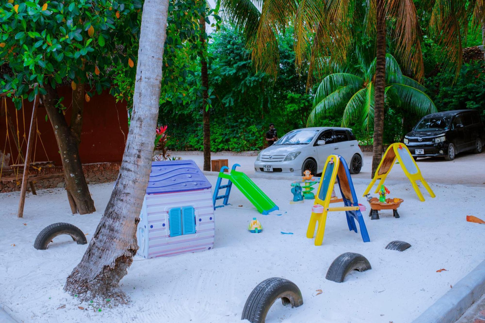 פוואני מצ'אנגני Mambo Ocean Resort מראה חיצוני תמונה